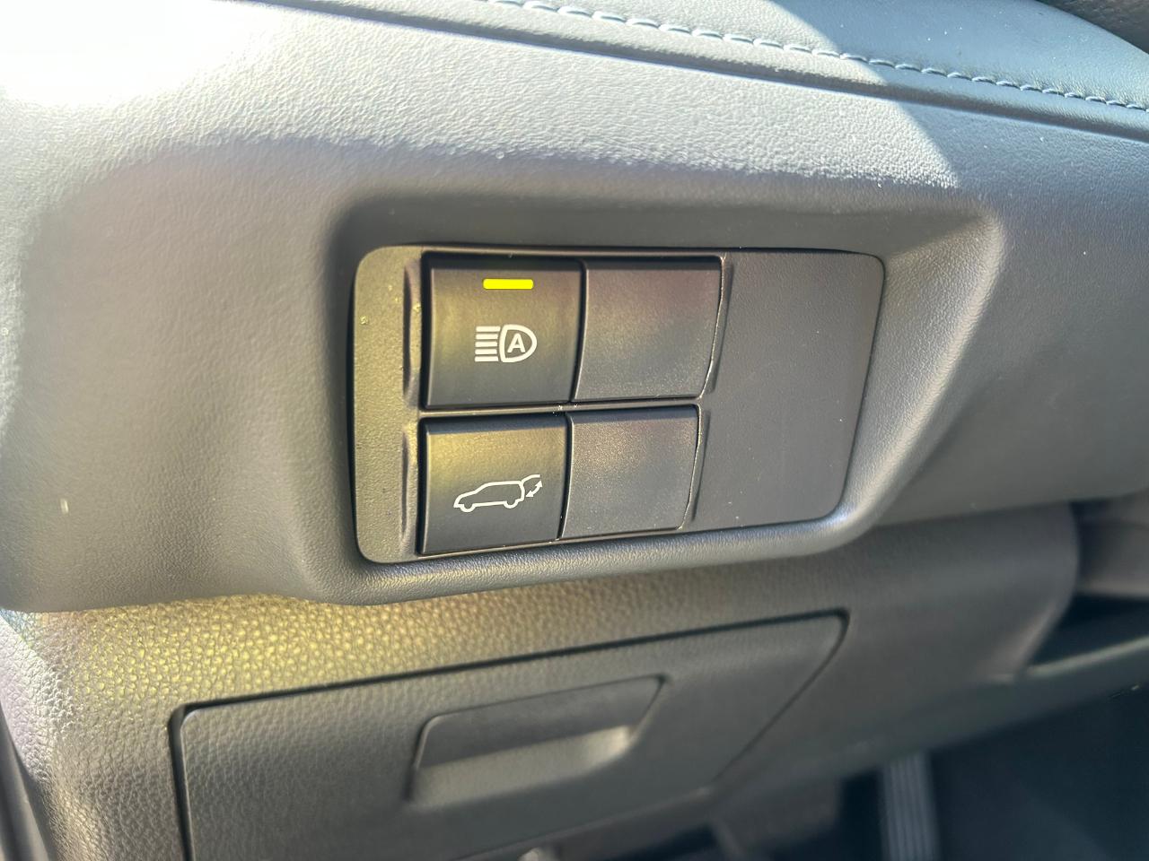 Toyota Highlander Hybrid XLE AWD 2022