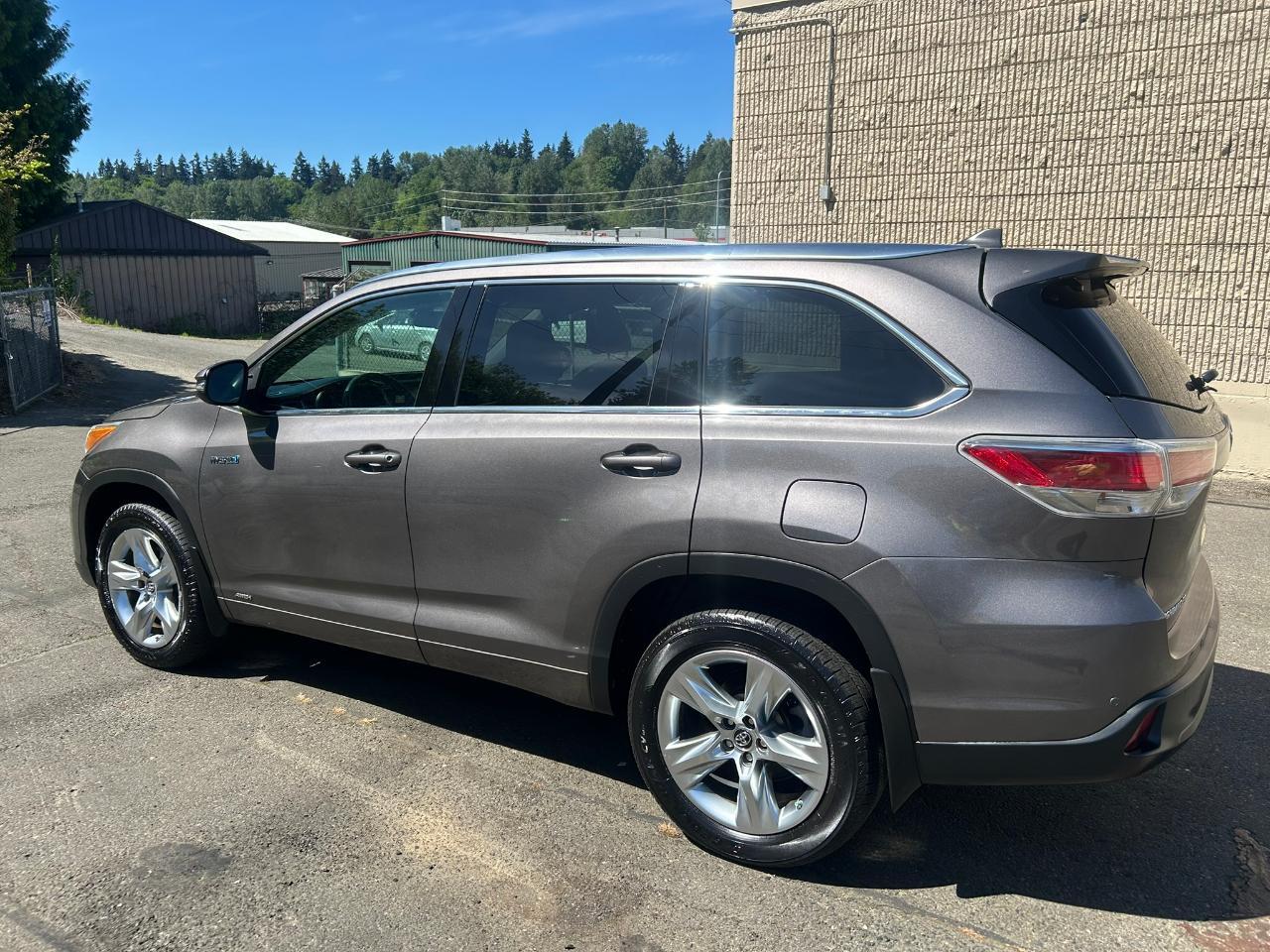 Toyota Highlander Hybrid Limited AWD 2016