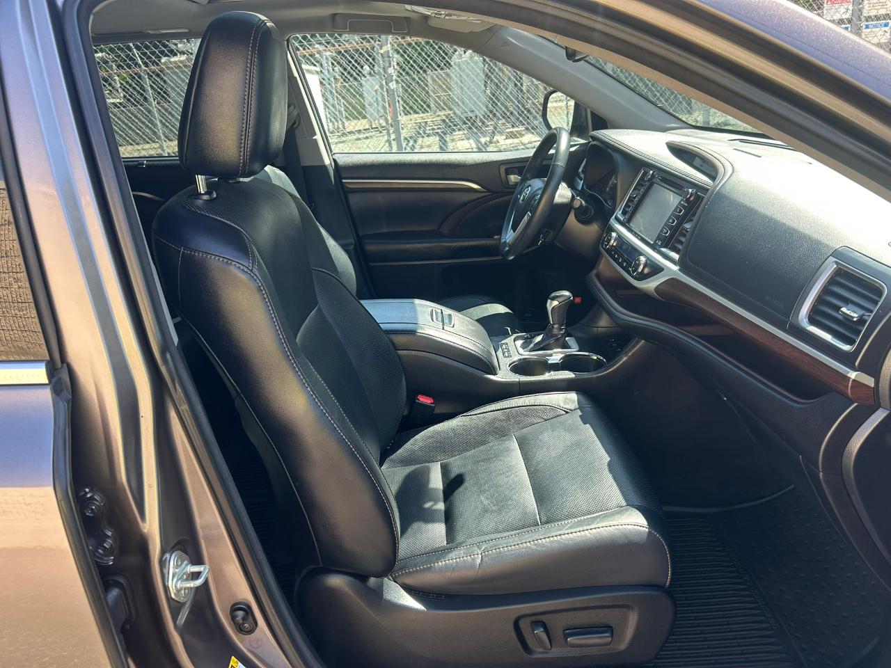 Toyota Highlander Hybrid Limited AWD 2016