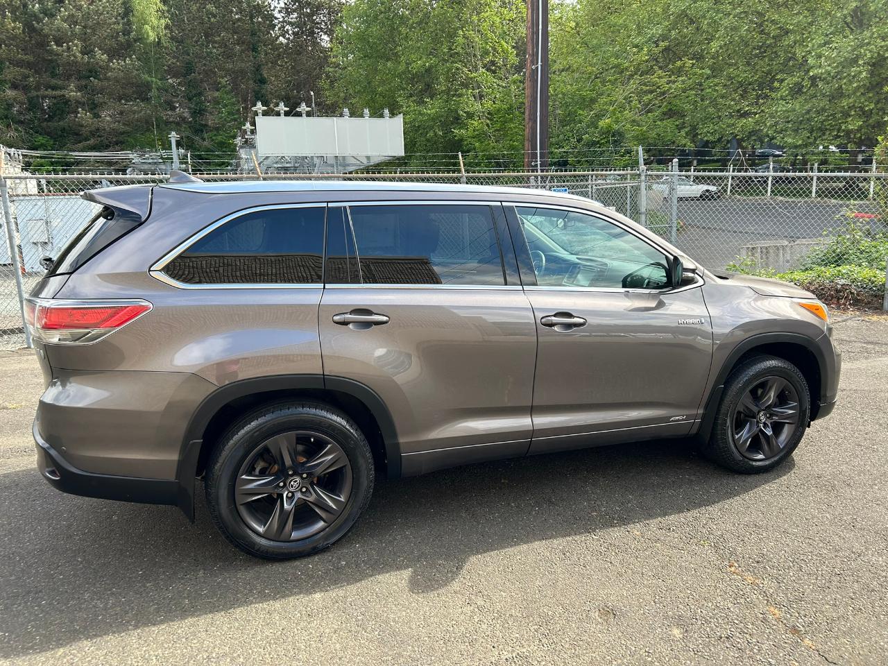 Toyota Highlander Hybrid Limited AWD 2016