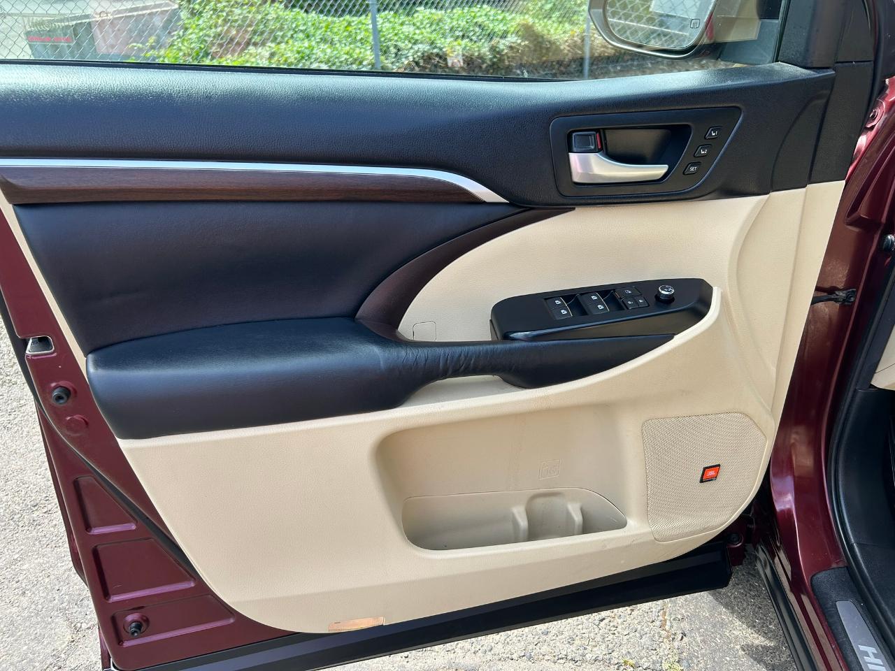 Toyota Highlander Hybrid Limited AWD 2015