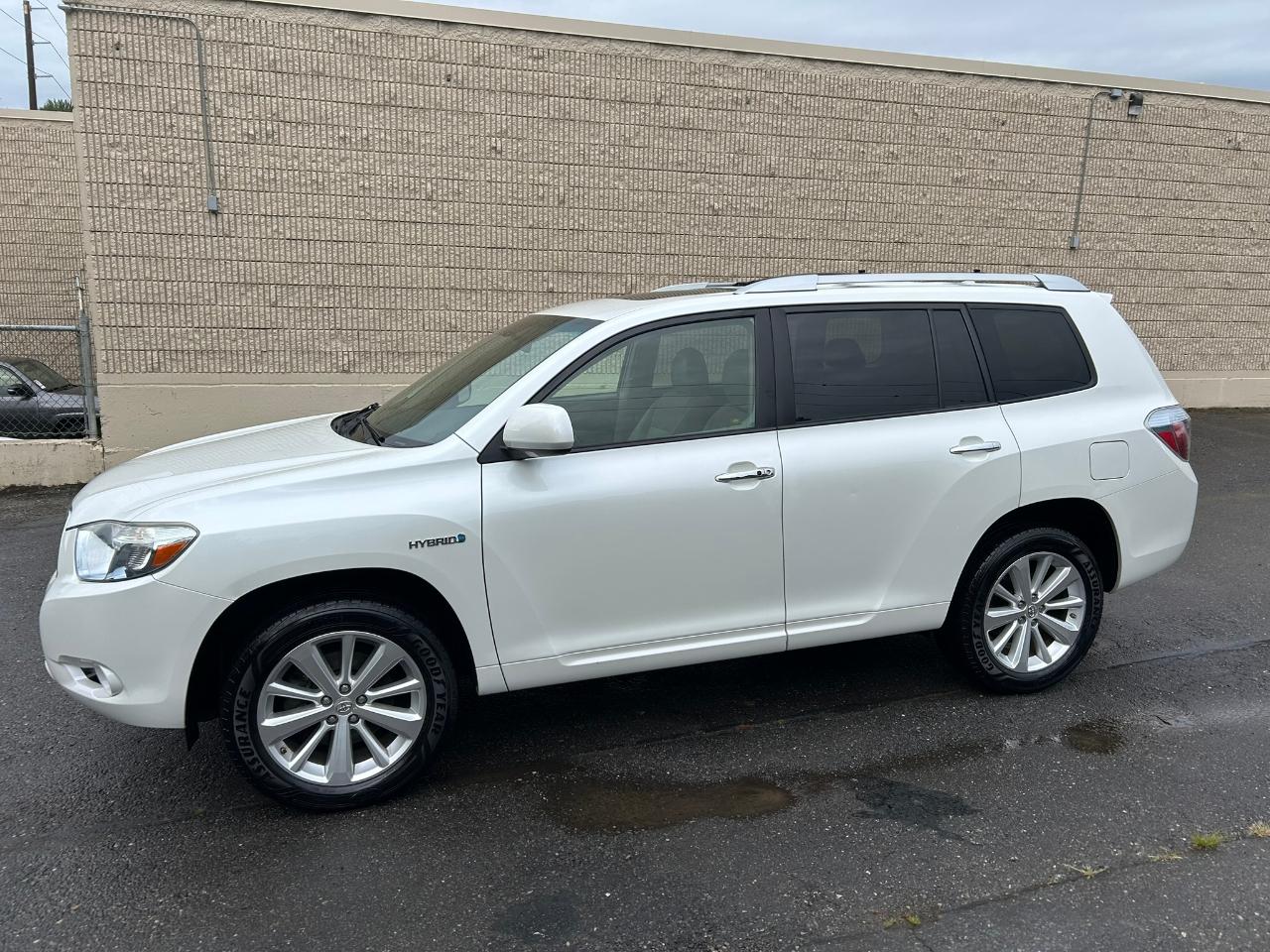 Toyota Highlander Hybrid Limited 4WD 2010