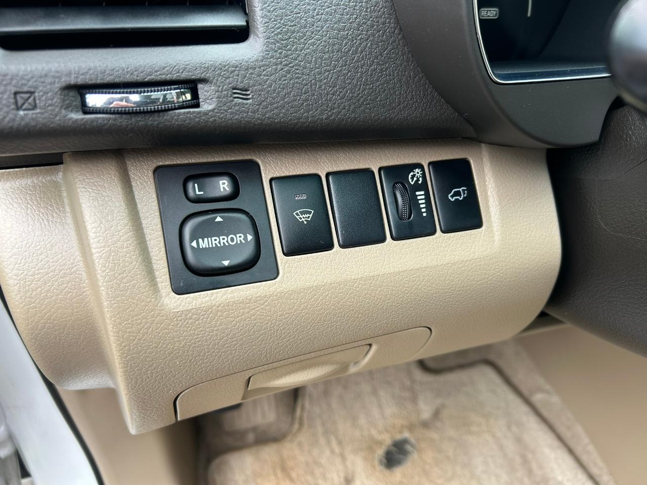 Toyota Highlander Hybrid Limited 4WD 2010