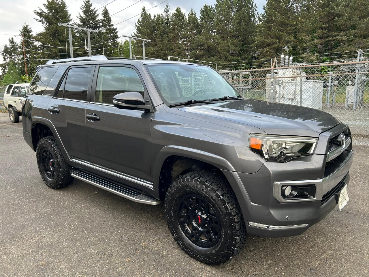 Toyota 4Runner Limited 4WD V6 2014