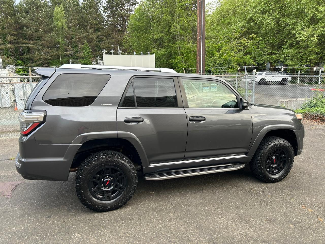 Toyota 4Runner Limited 4WD V6 2014