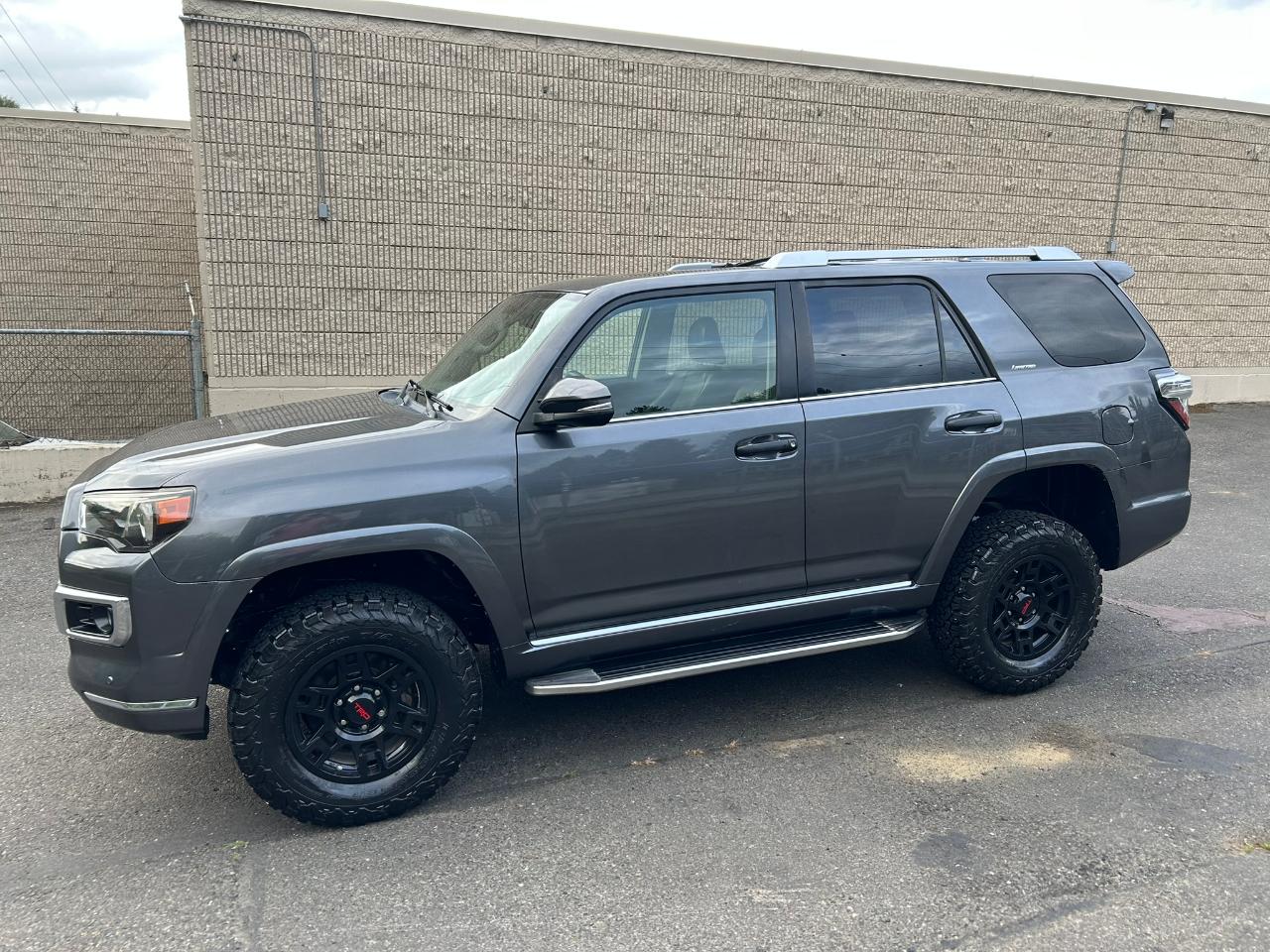 Toyota 4Runner Limited 4WD V6 2014
