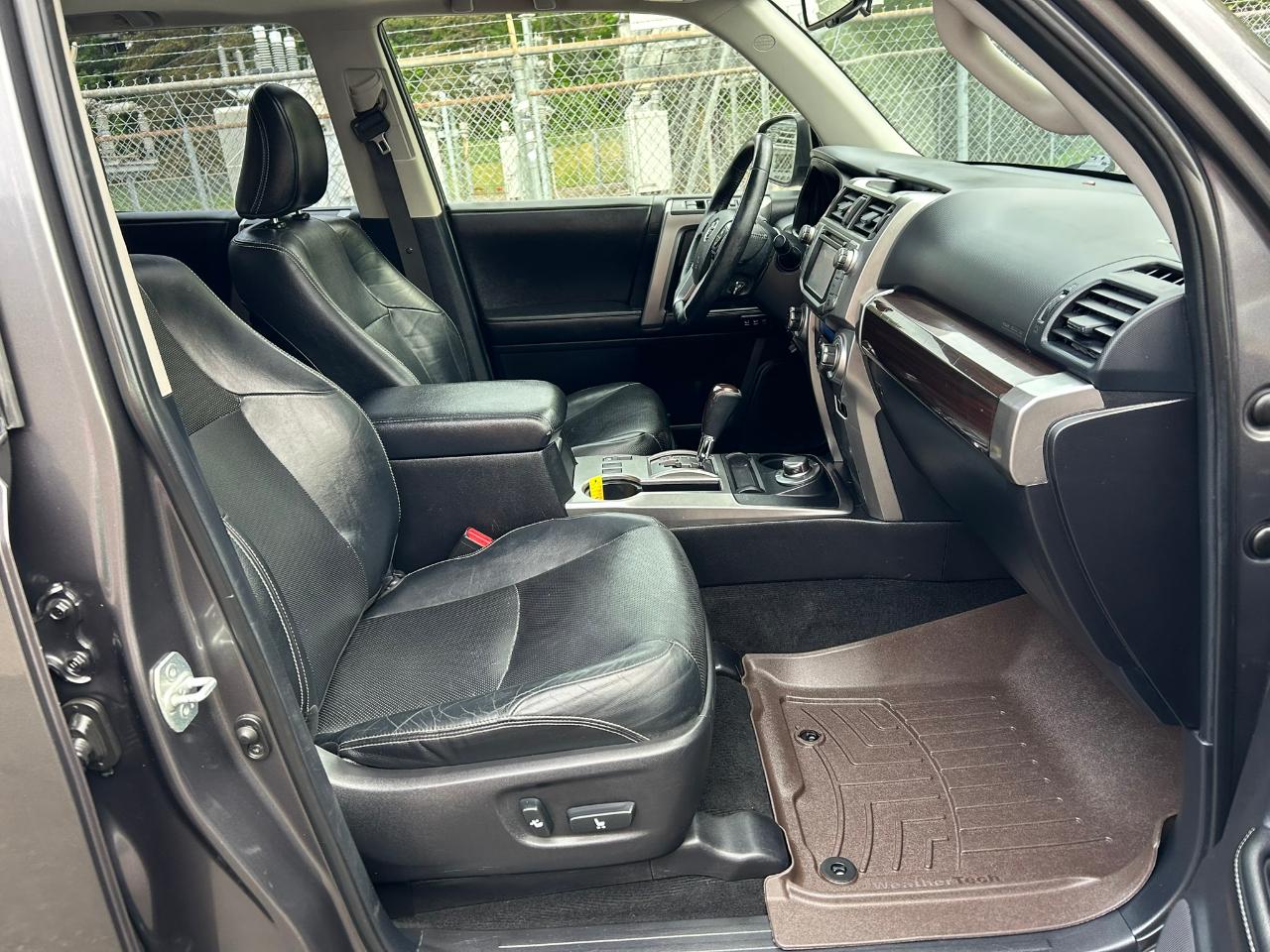 Toyota 4Runner Limited 4WD V6 2014