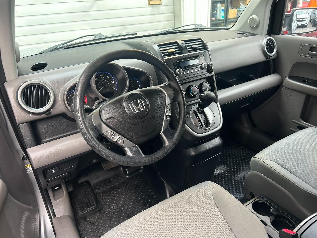 Honda Element  2011