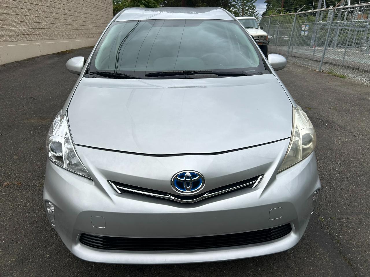 Toyota Prius V Three 2014
