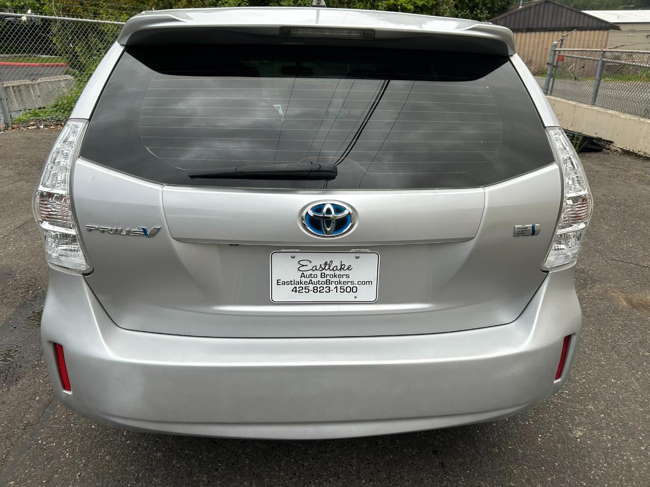 Toyota Prius V Three 2014