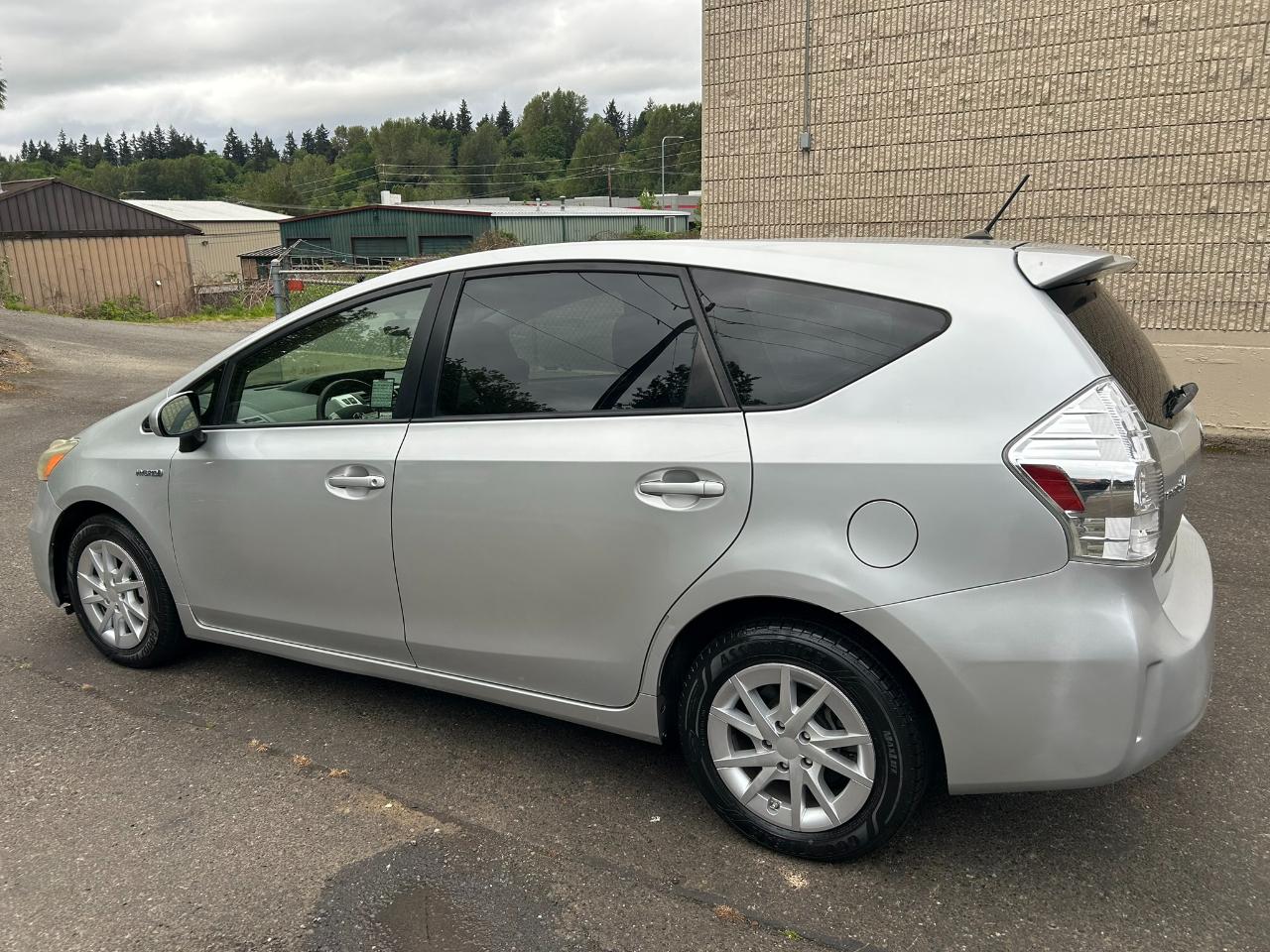Toyota Prius V Three 2014