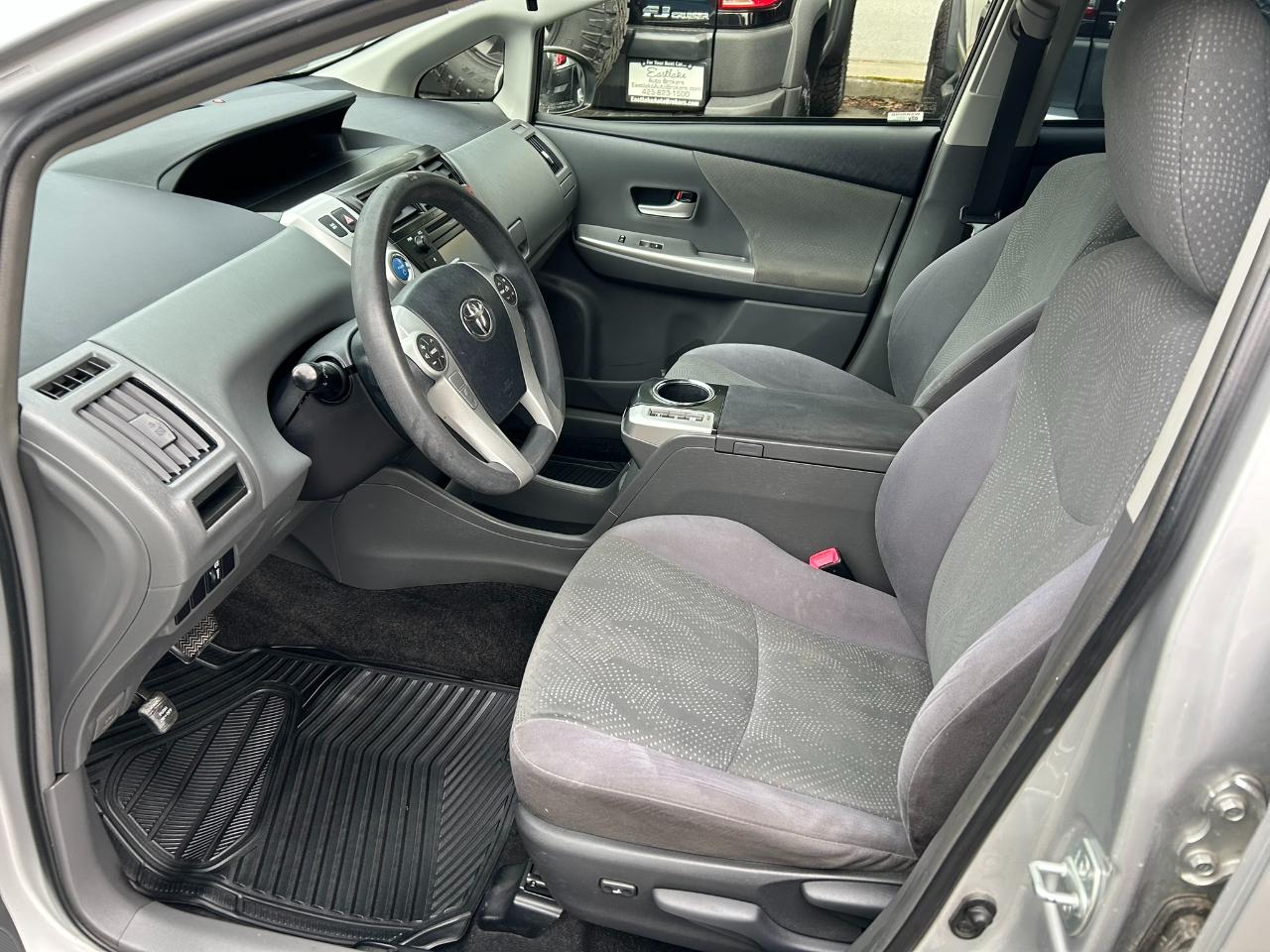 Toyota Prius V Three 2014