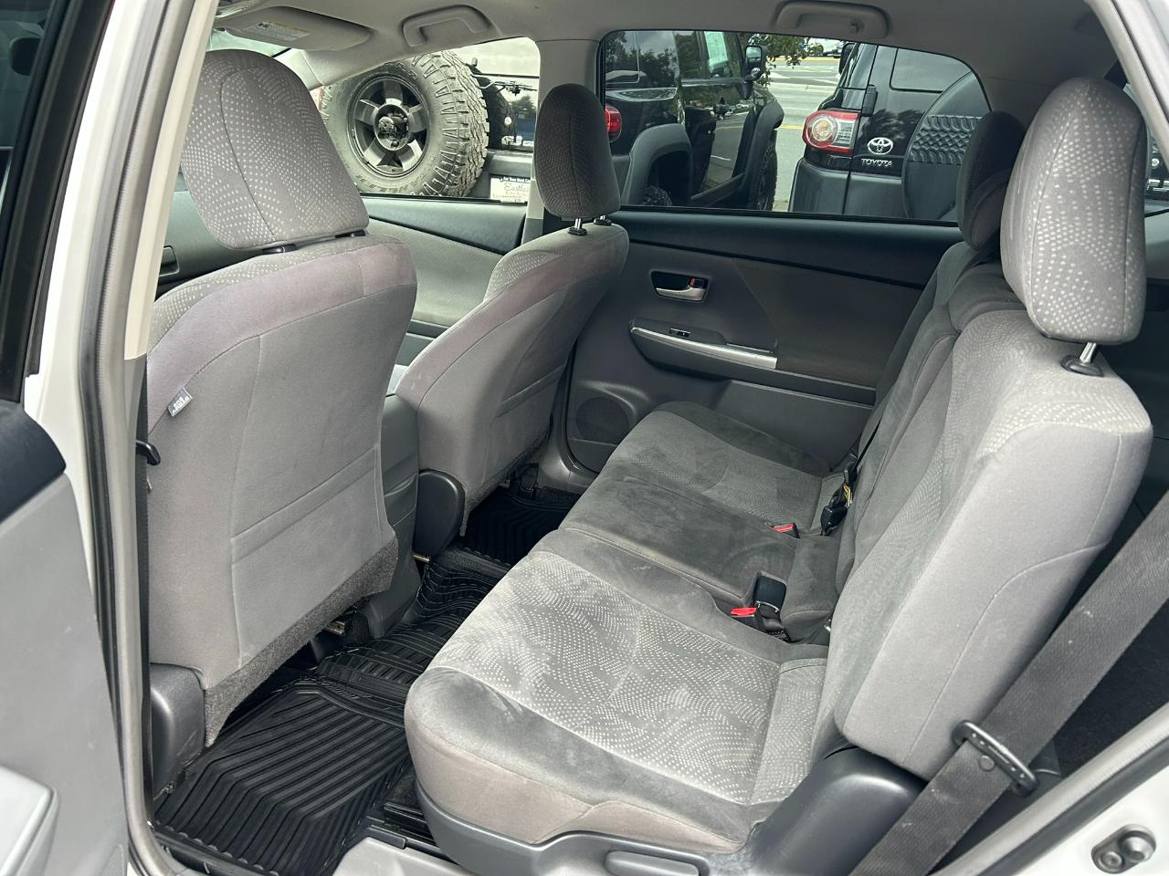 Toyota Prius V Three 2014