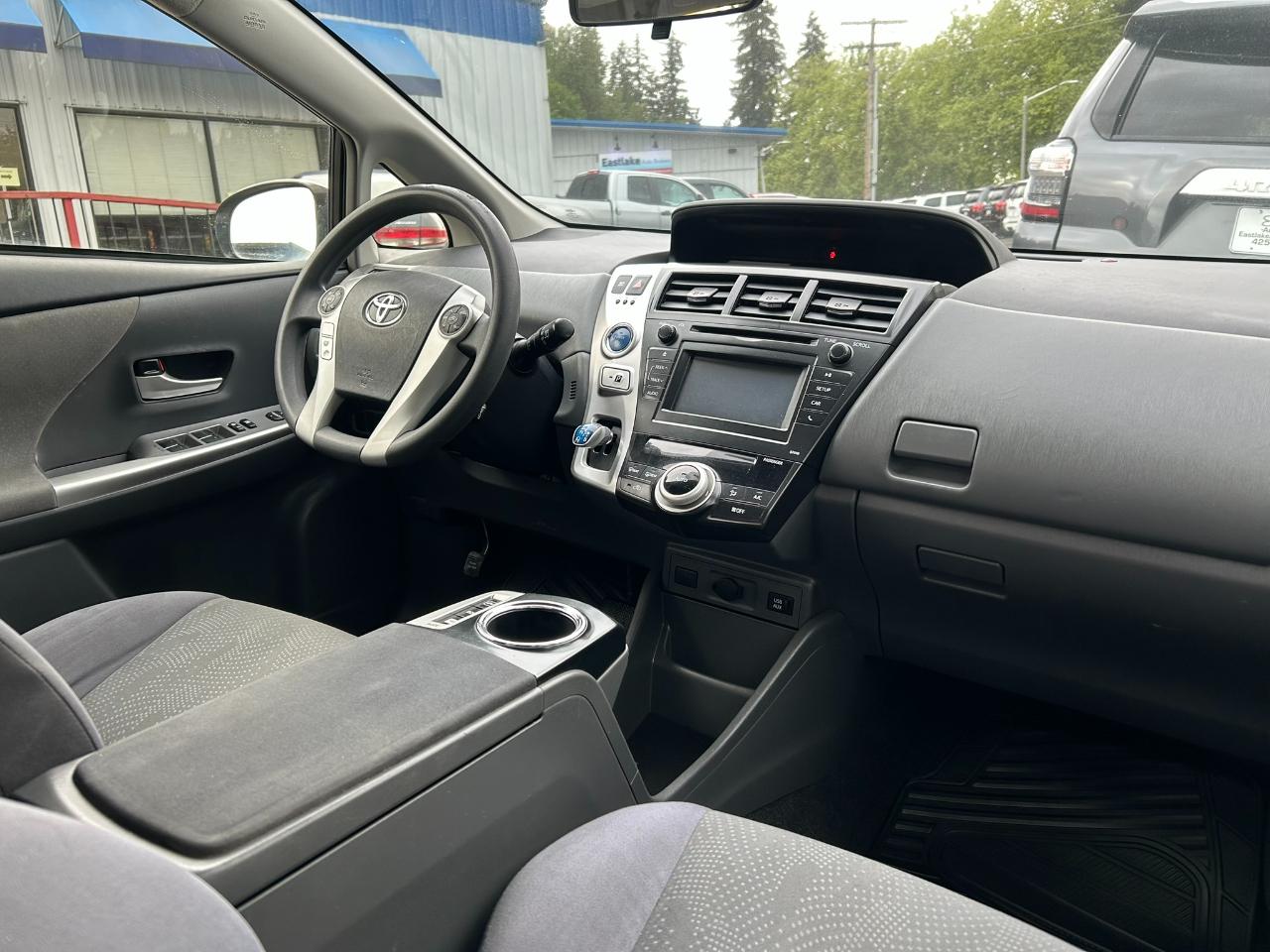 Toyota Prius V Three 2014