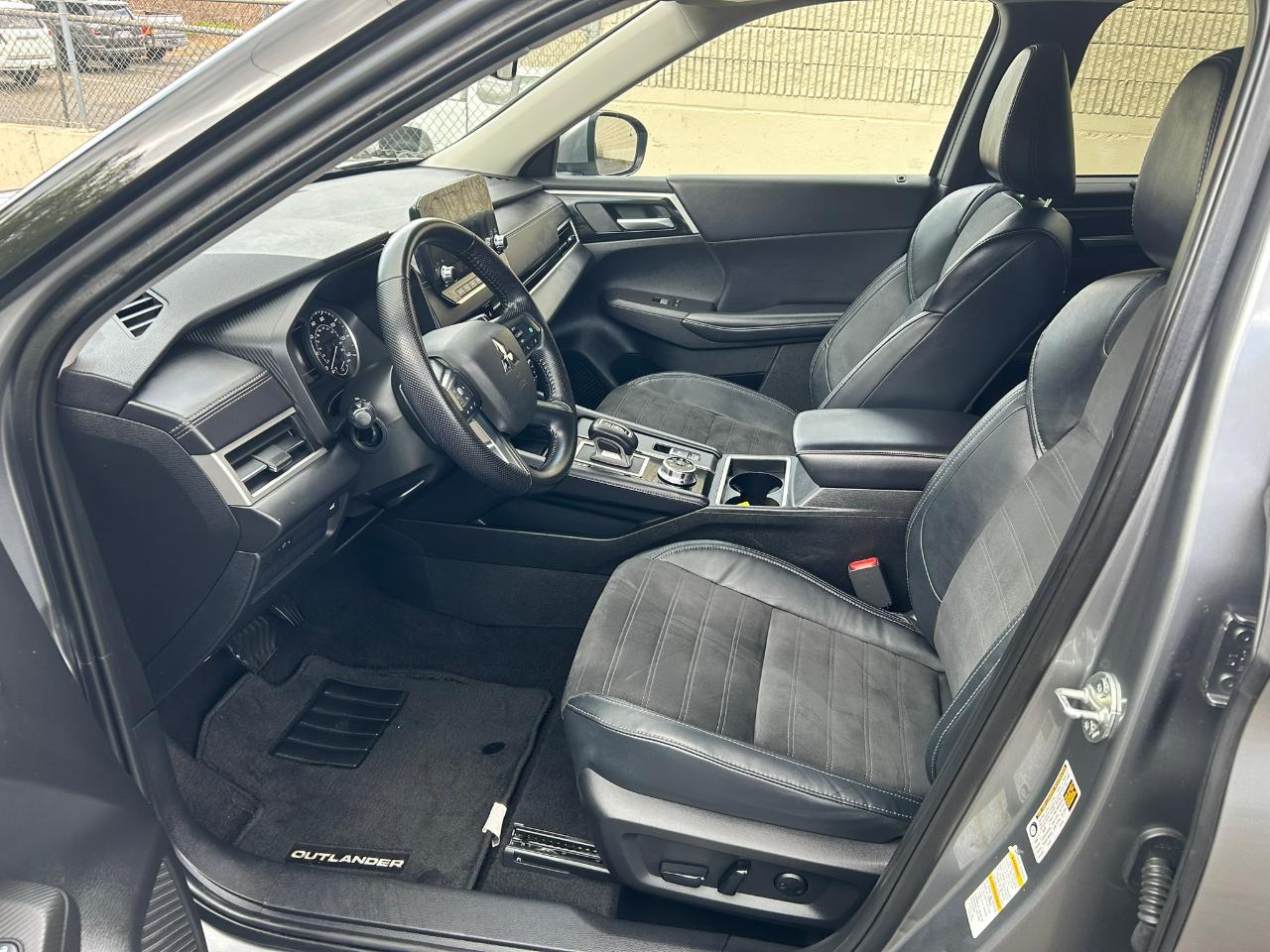 Mitsubishi Outlander SE 4WD 2023