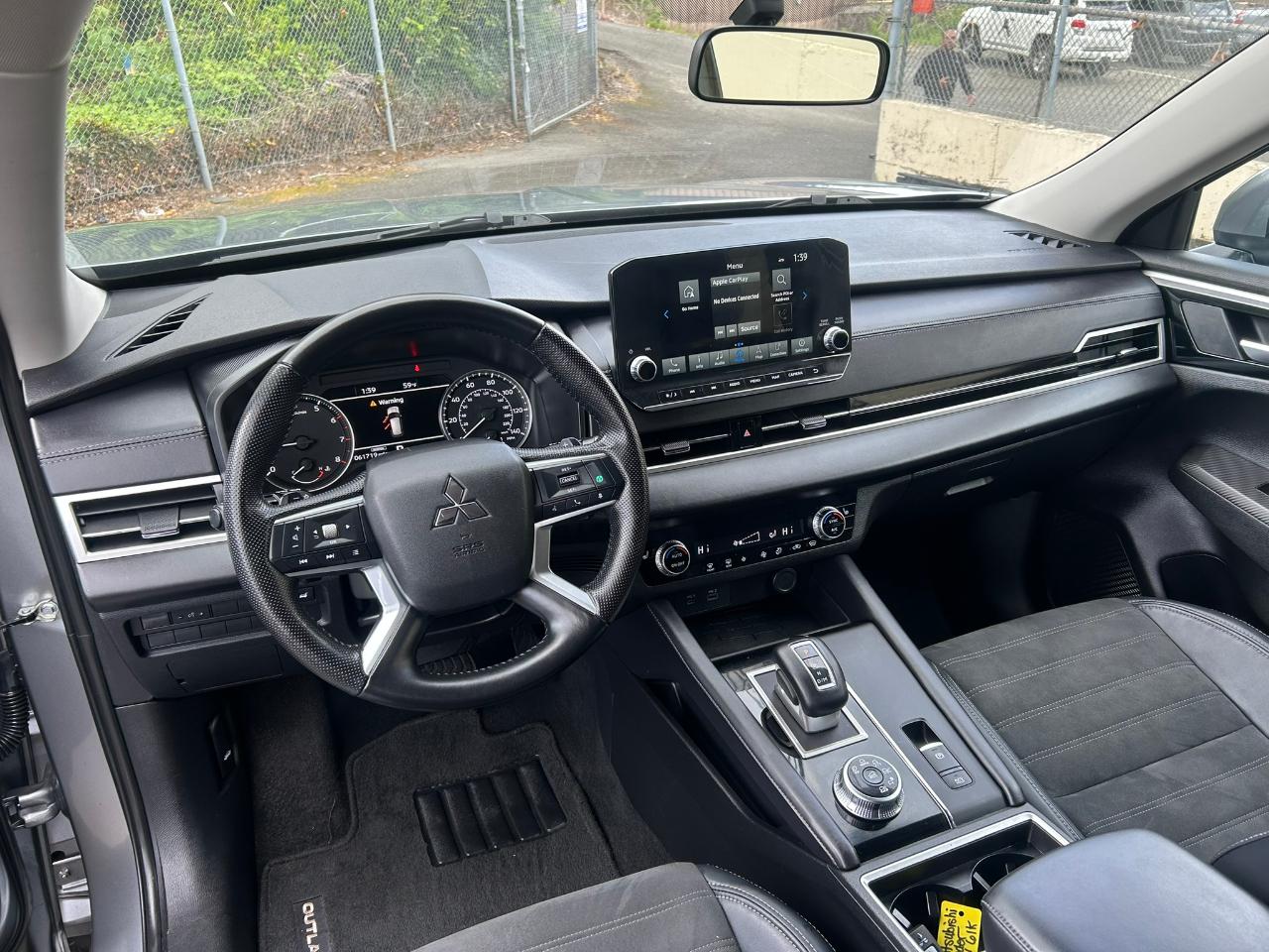 Mitsubishi Outlander SE 4WD 2023