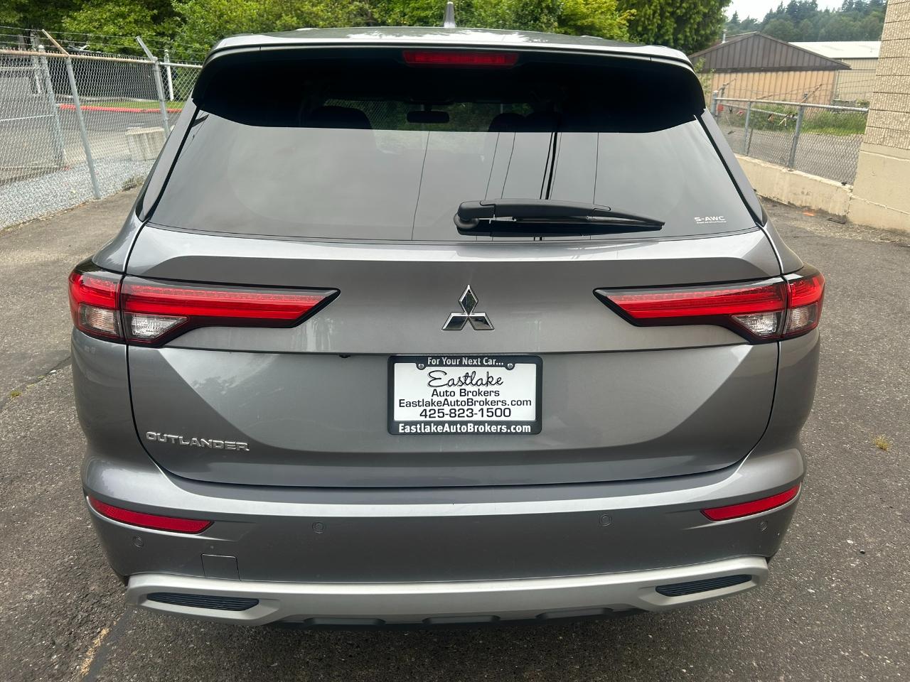 Mitsubishi Outlander SE 4WD 2023