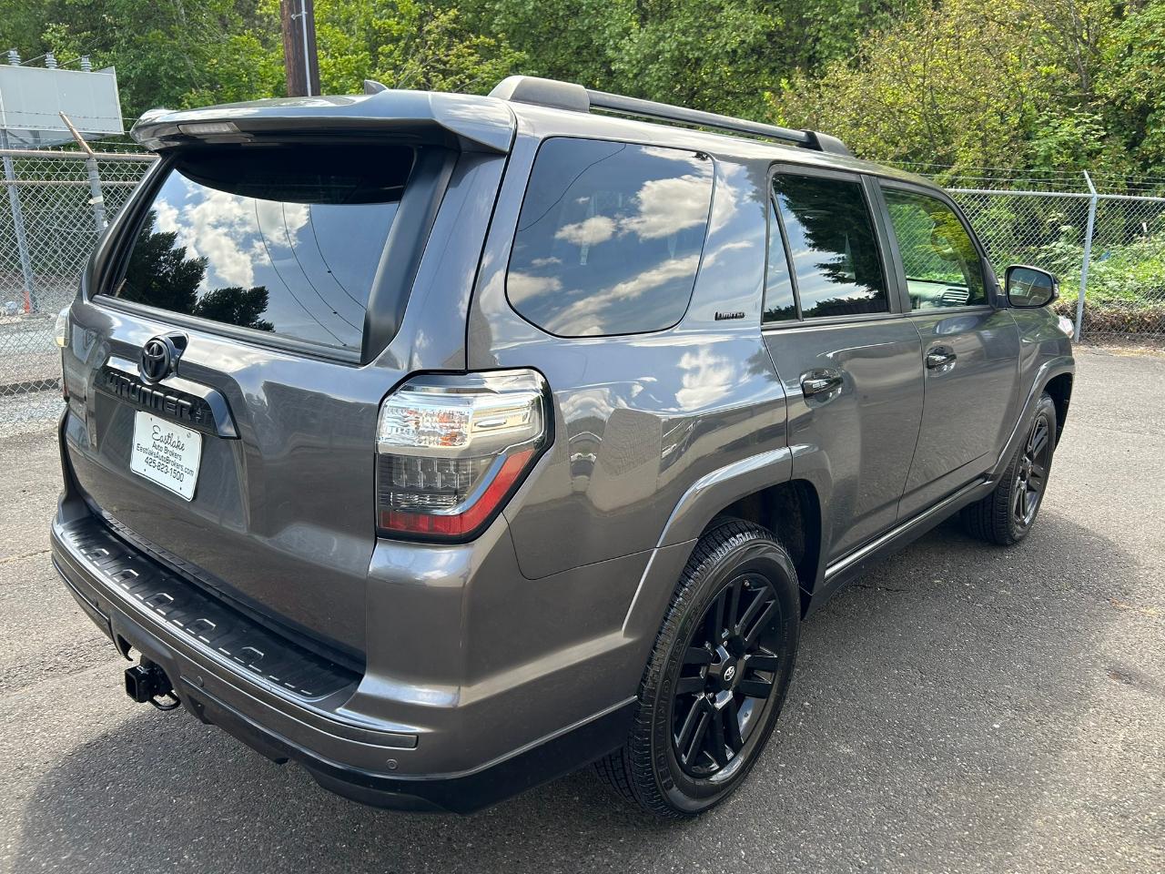 Toyota 4Runner Limited Nightshade Edition 4WD 2020