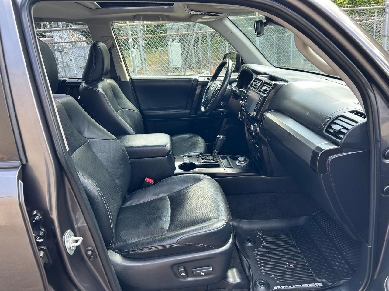 Toyota 4Runner Limited Nightshade Edition 4WD 2020