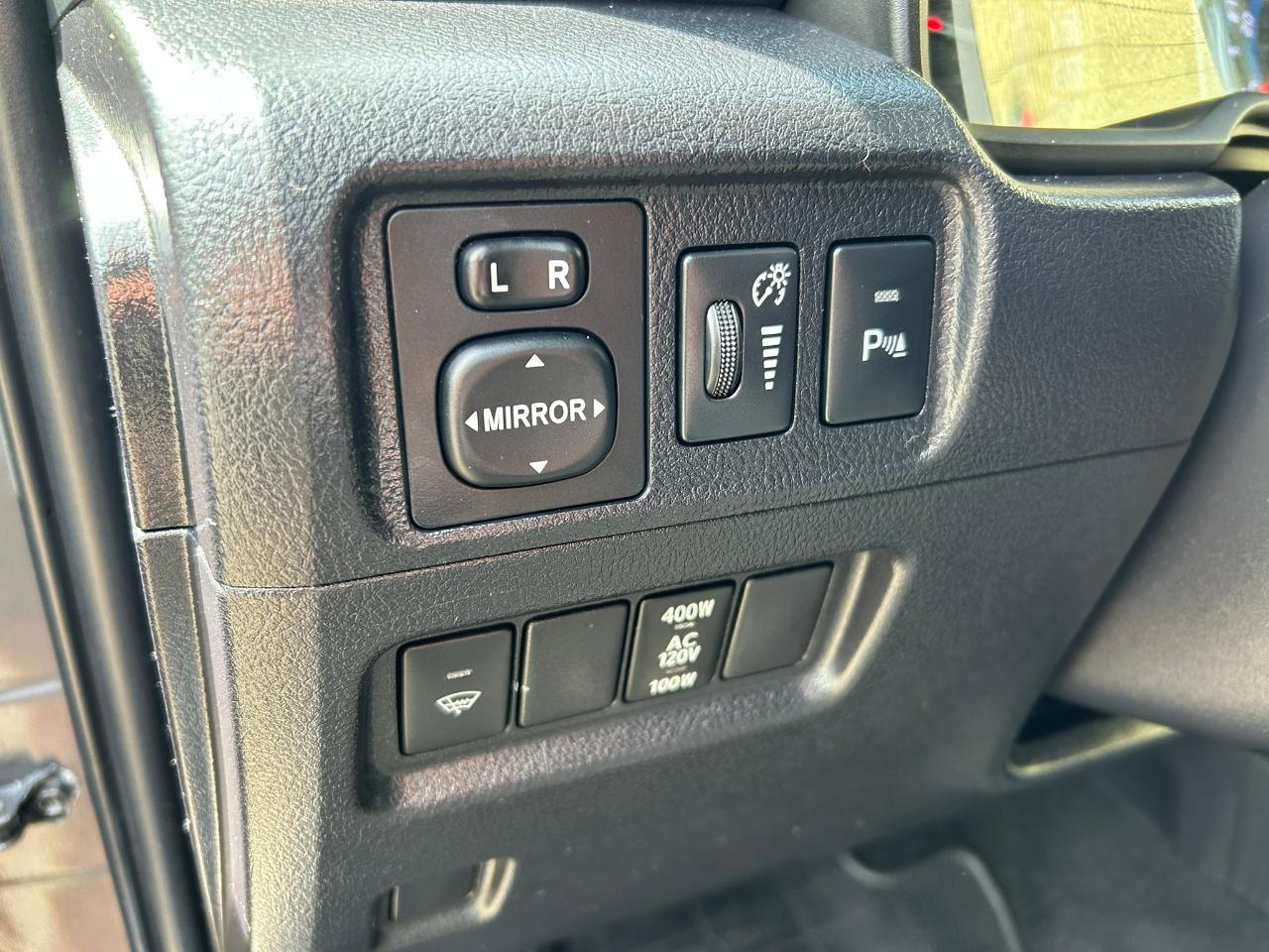 Toyota 4Runner Limited 4WD V6 2016
