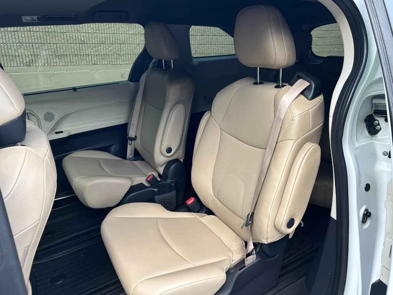 Toyota Sienna  2022