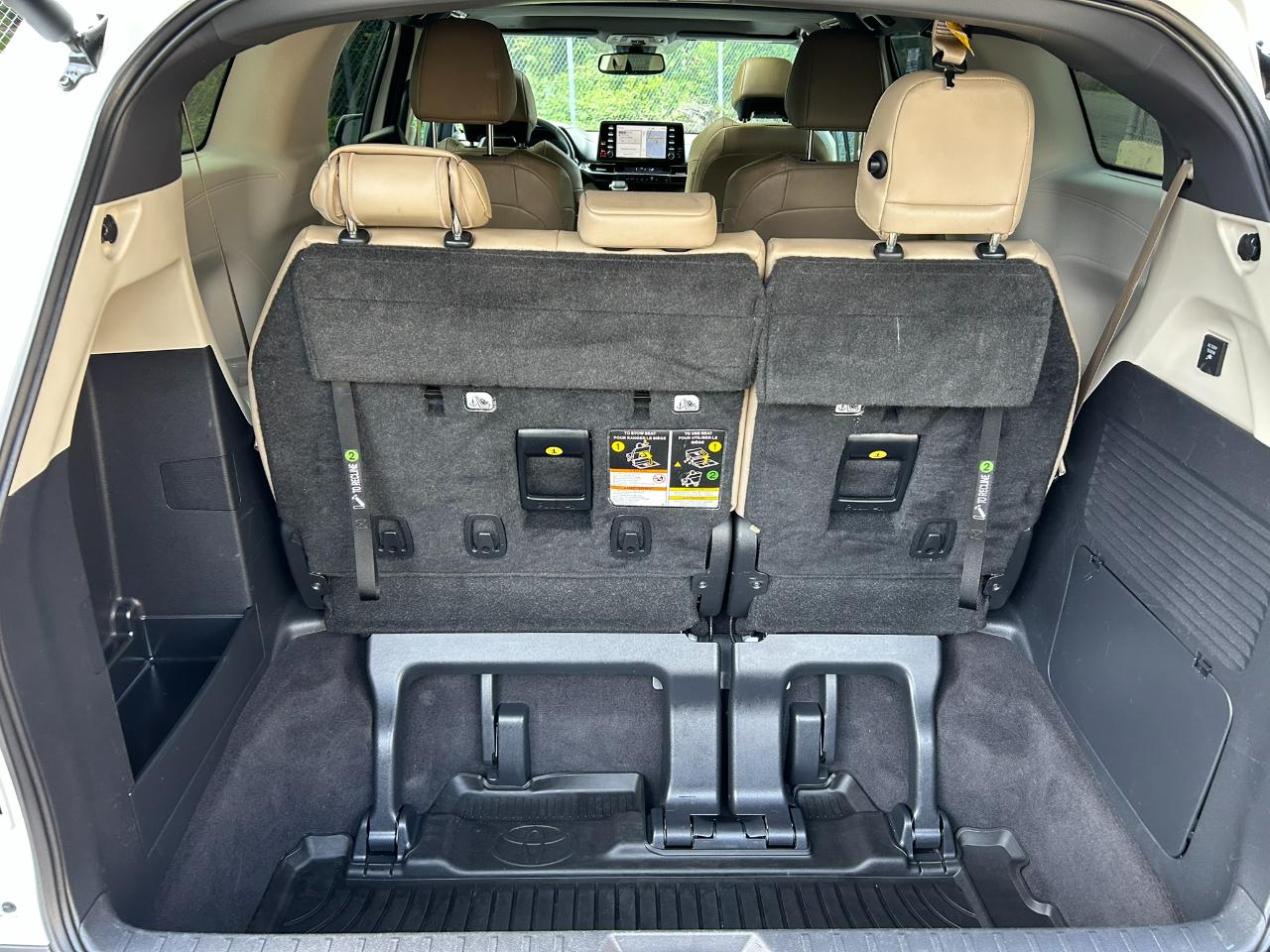 Toyota Sienna  2022