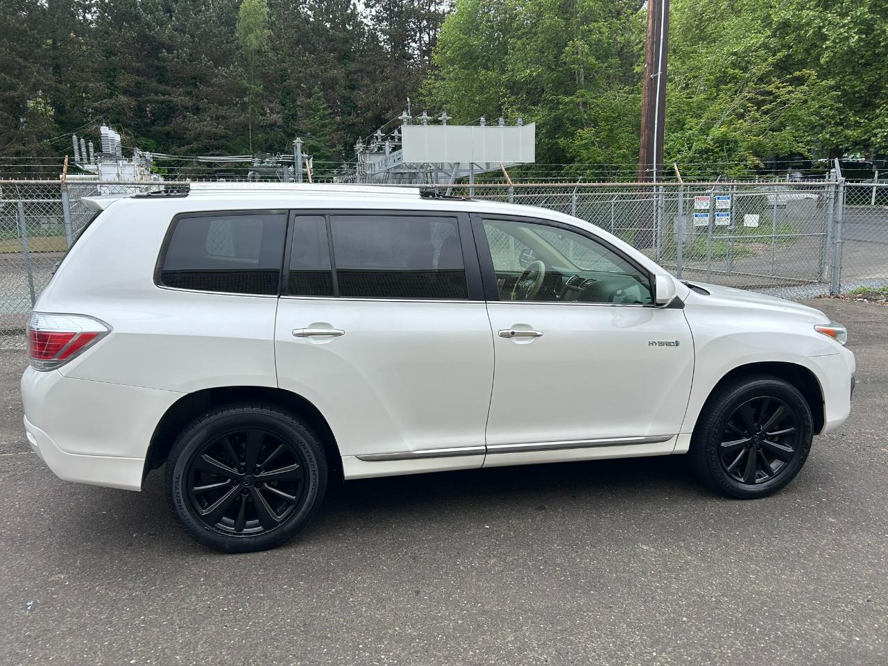 Toyota Highlander Hybrid Limited 4WD 2012