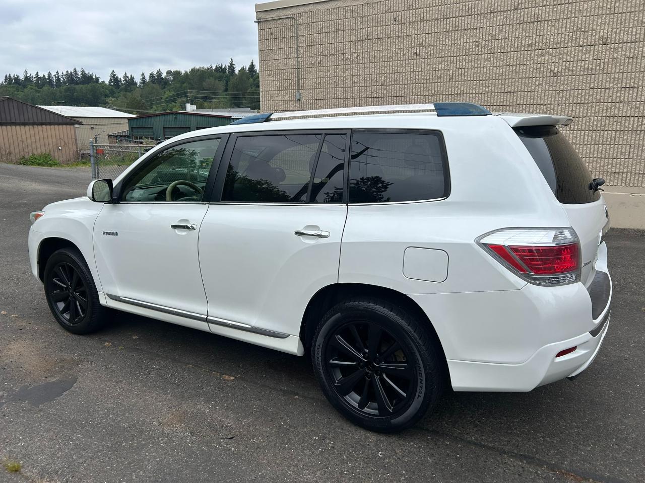 Toyota Highlander Hybrid Limited 4WD 2012