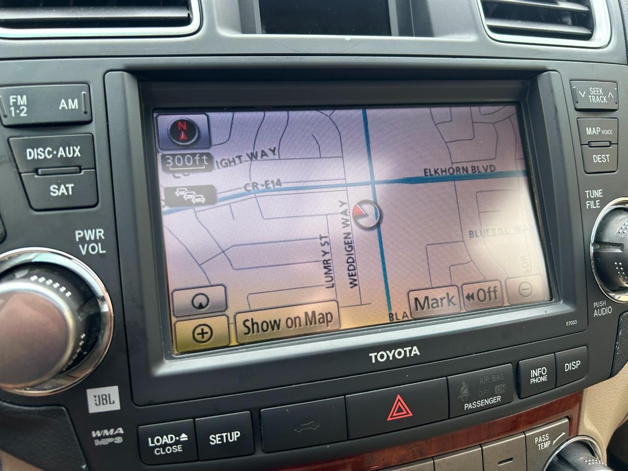 Toyota Highlander Hybrid Limited 4WD 2012