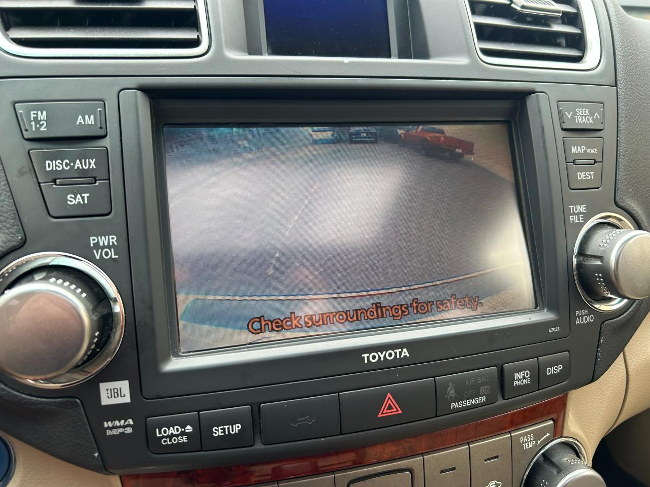 Toyota Highlander Hybrid Limited 4WD 2012