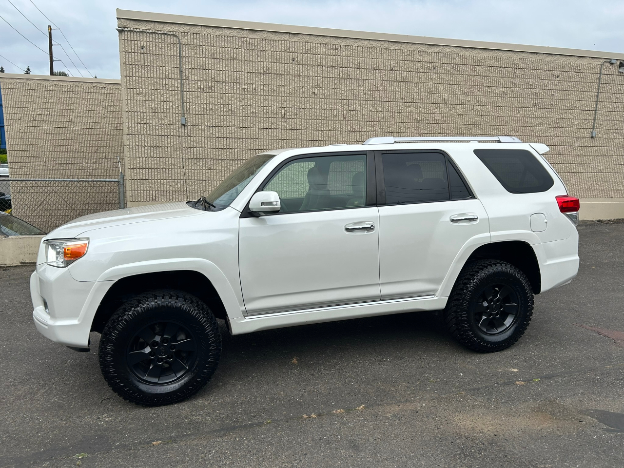 Toyota 4Runner SR5 4WD 2010