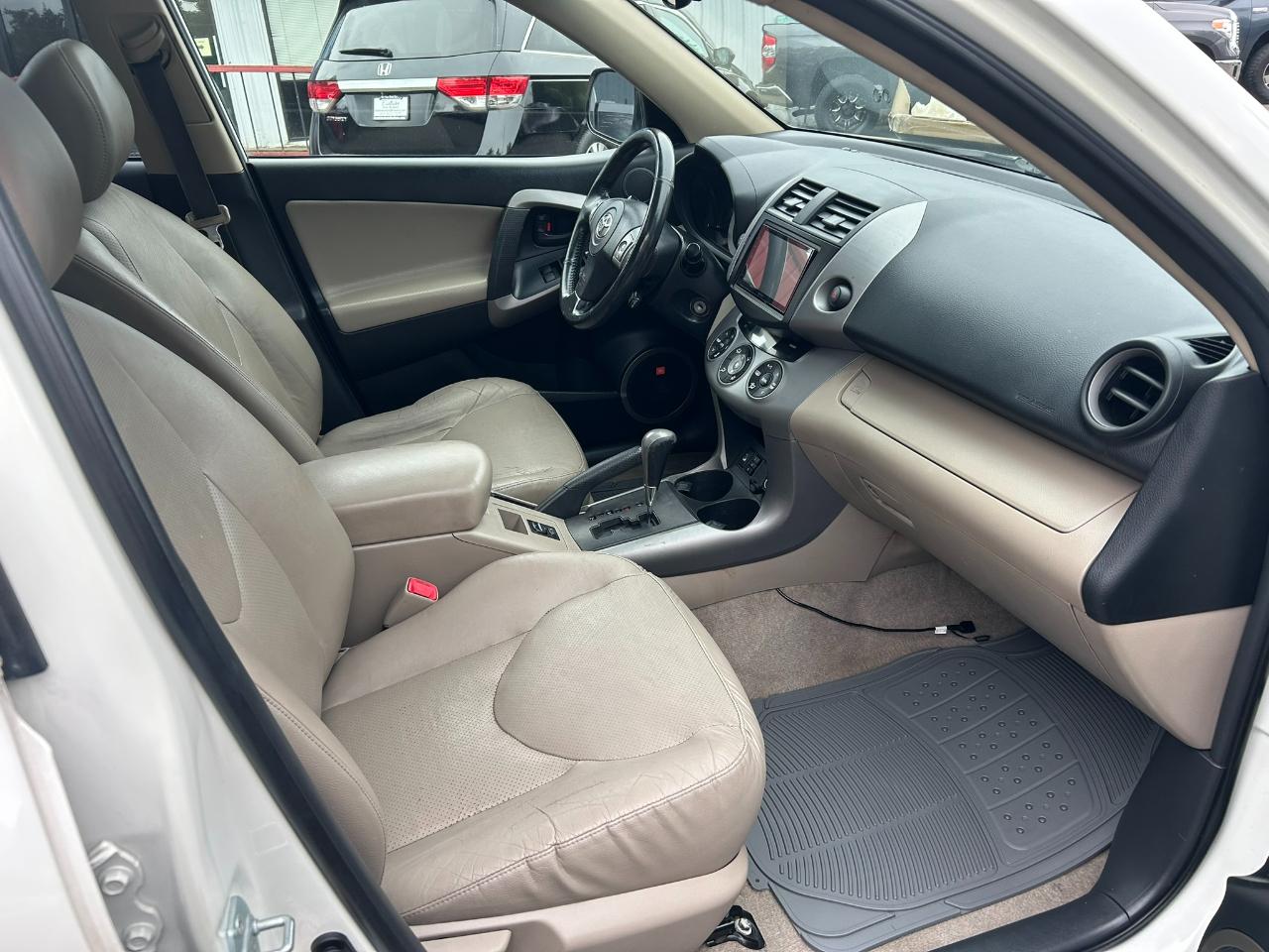 Toyota RAV4 Limited V6 4WD 2008