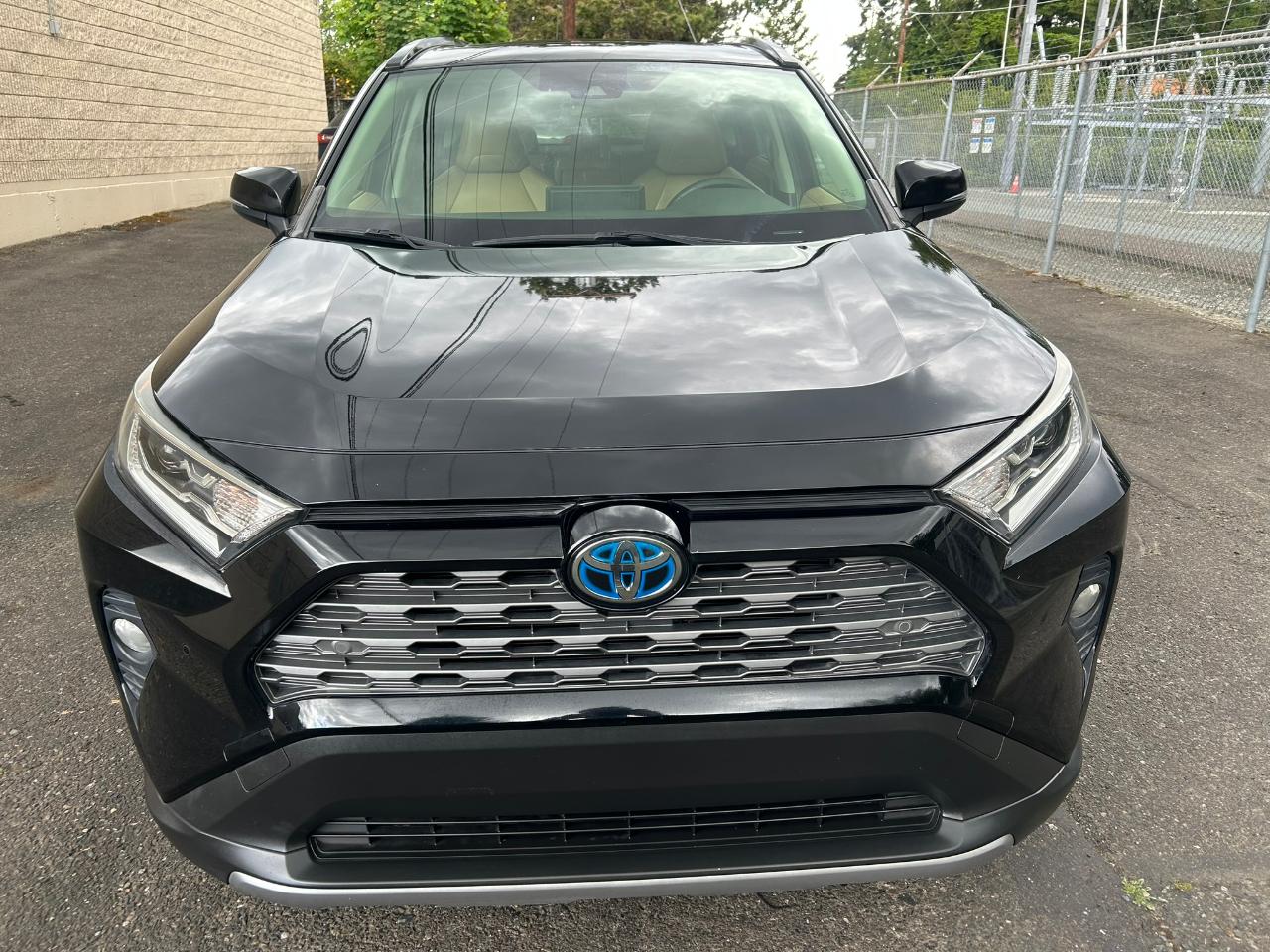 Toyota RAV4 Hybrid Limited 2019