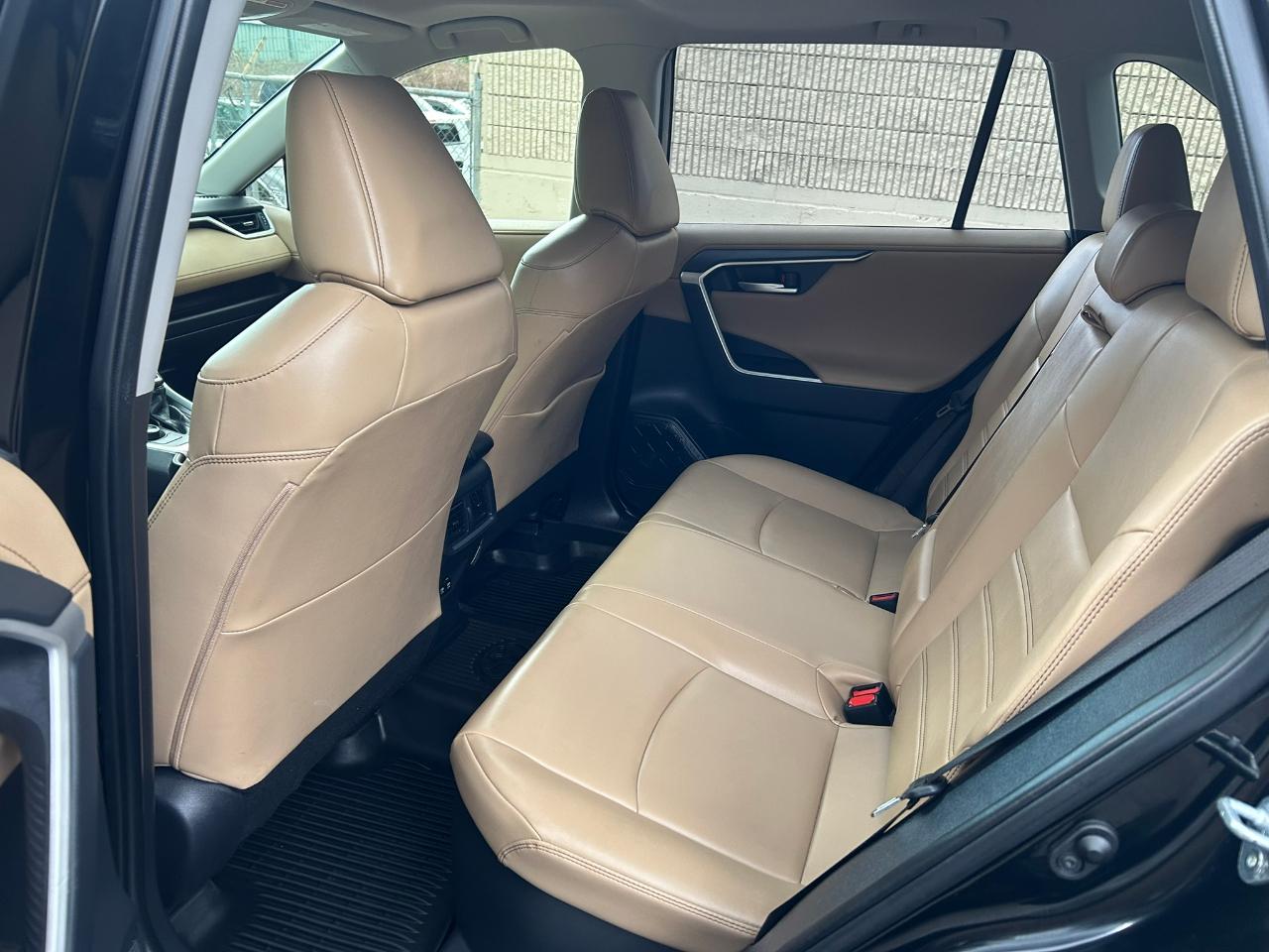 Toyota RAV4 Hybrid Limited 2019