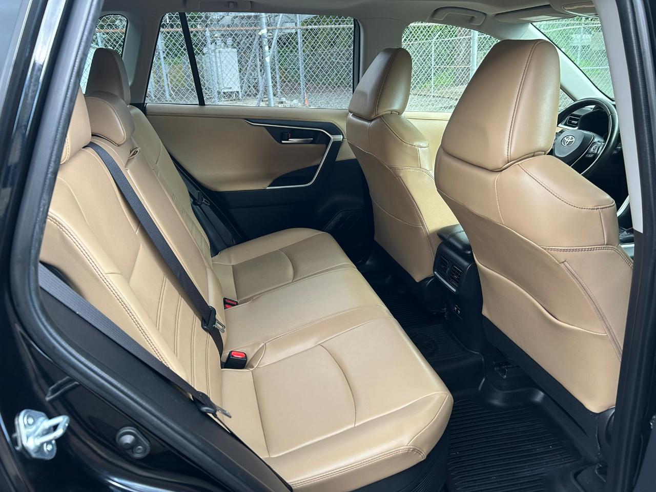 Toyota RAV4 Hybrid Limited 2019
