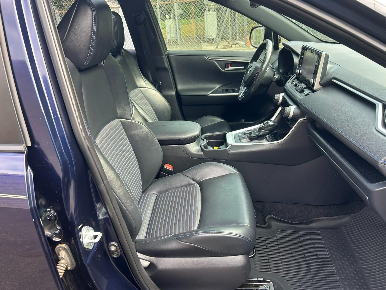Toyota RAV4 Hybrid  2020