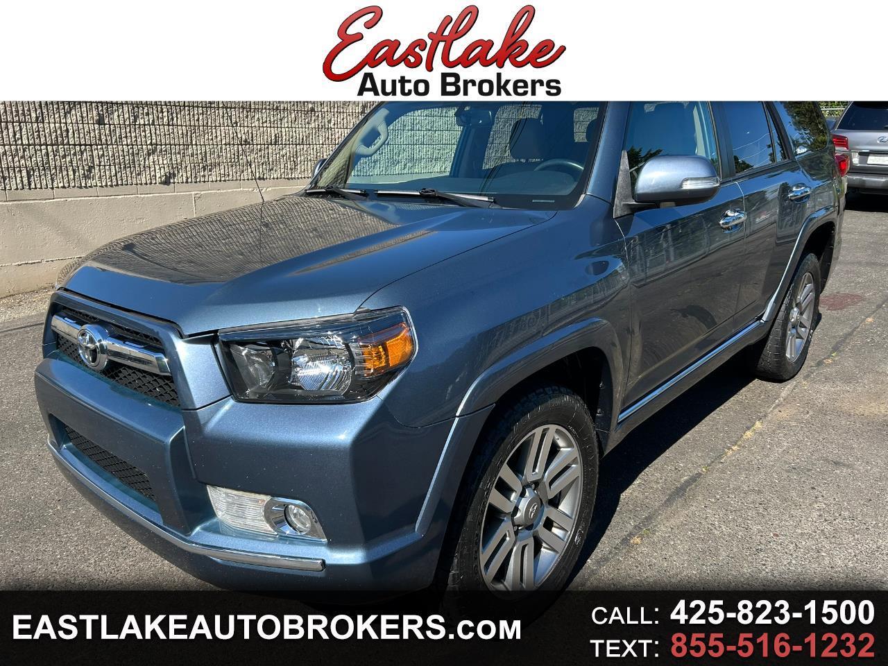 Toyota 4Runner Limited 4WD V6 2011