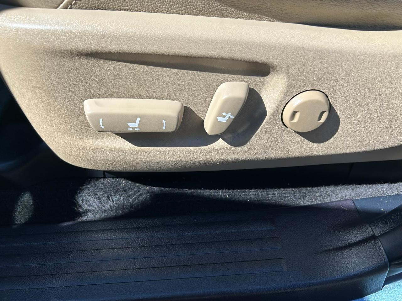 Toyota 4Runner Limited 4WD V6 2011