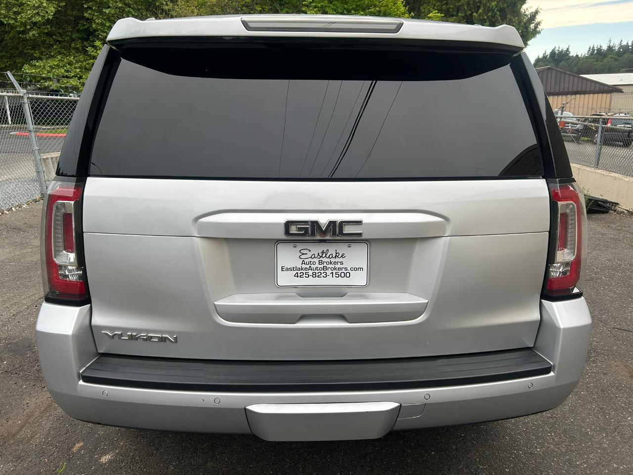 GMC Yukon SLT 4WD 2017