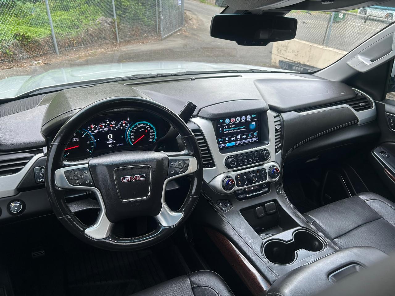 GMC Yukon SLT 4WD 2017