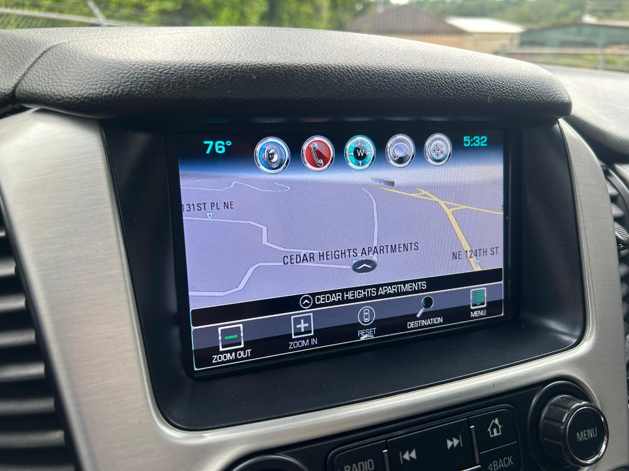 GMC Yukon SLT 4WD 2017