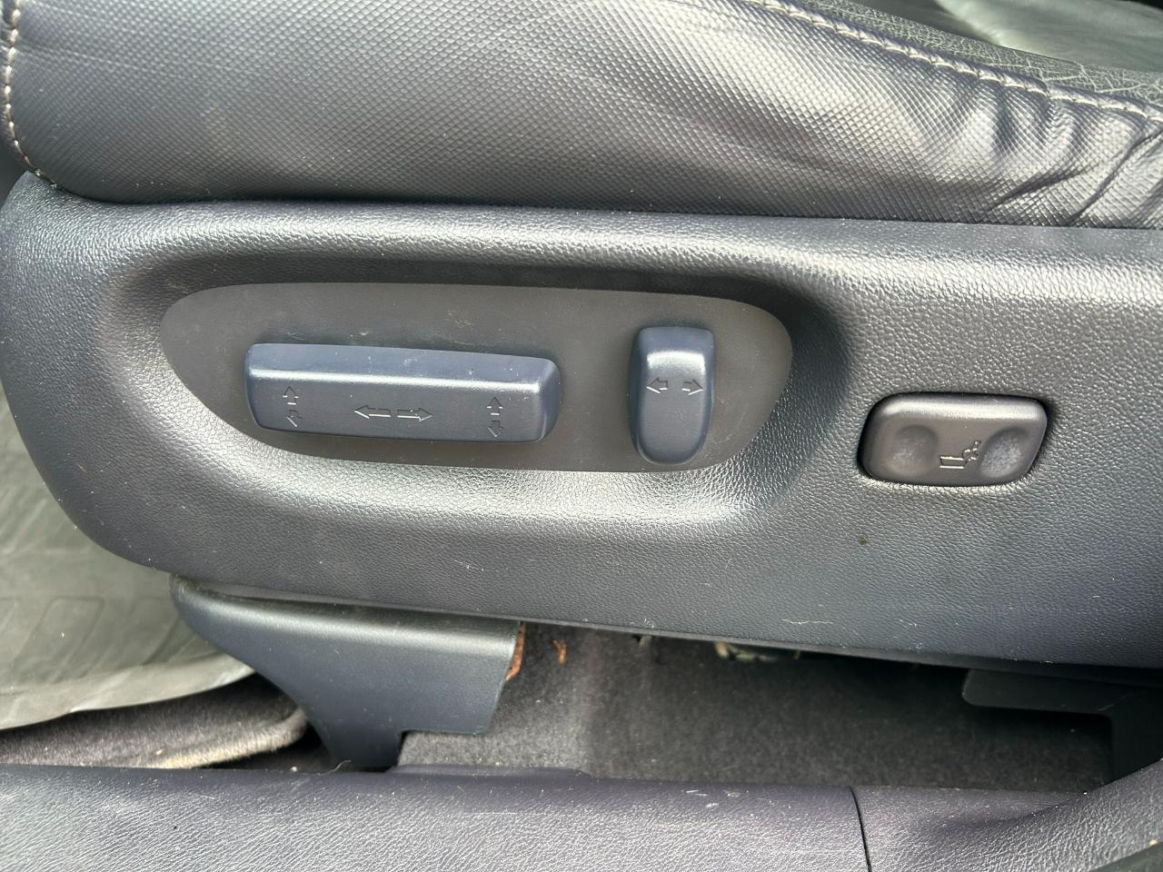 Honda CR-V EX-L 4WD 5-Speed AT 2010