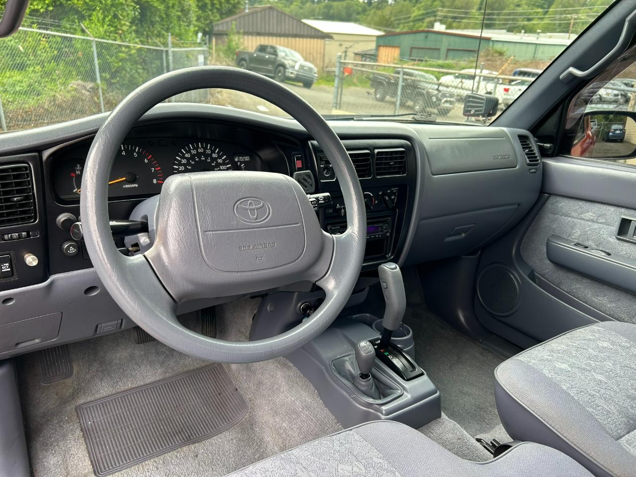Toyota Tacoma Xtracab V6 4WD 2000