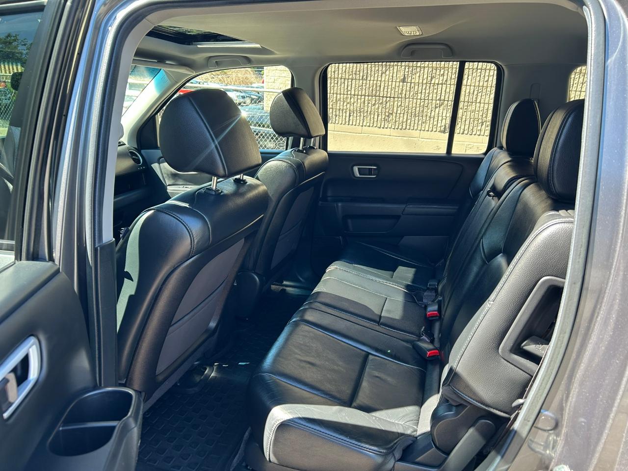 Honda Pilot EX-L 4WD 5-Spd AT 2012