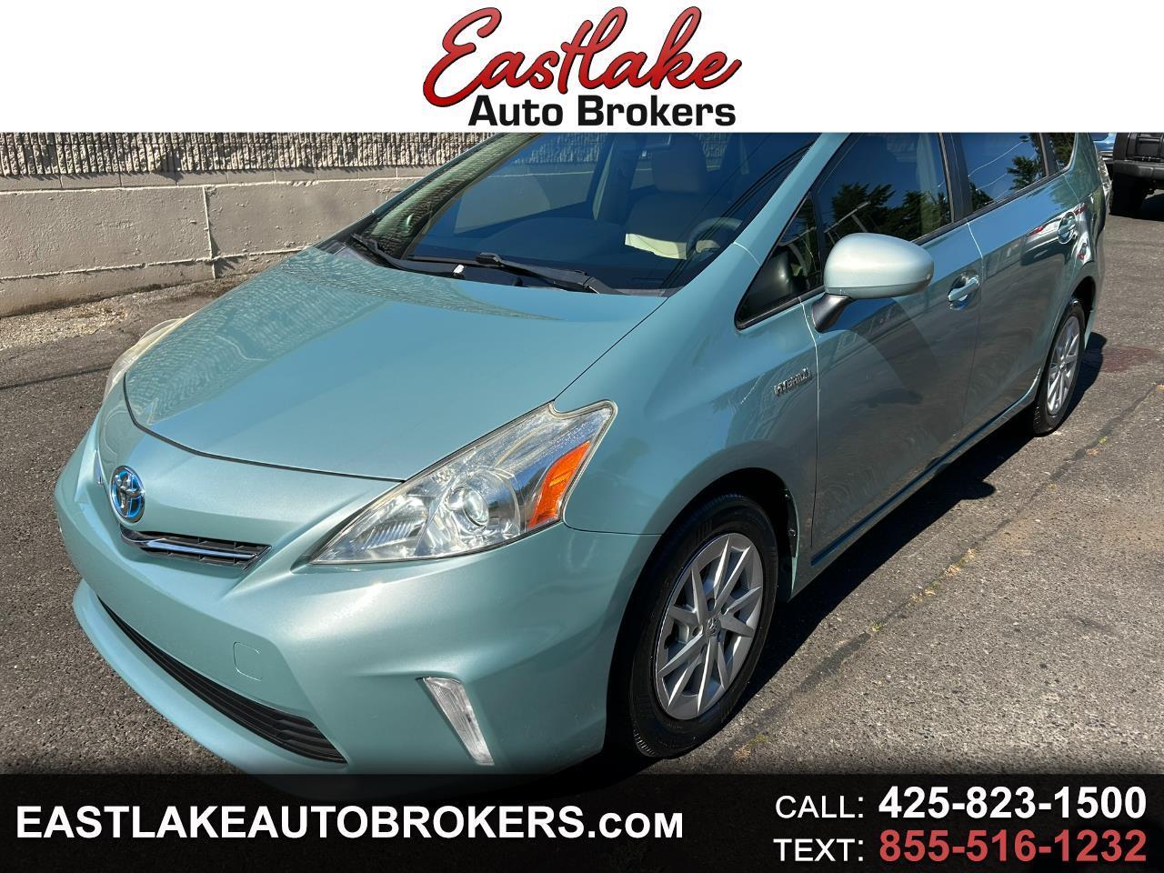 Toyota Prius V Five 2014