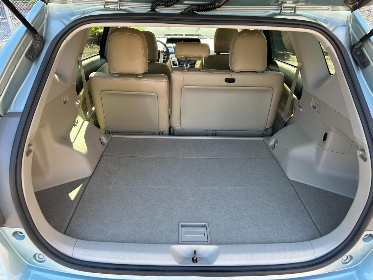 Toyota Prius V Five 2014