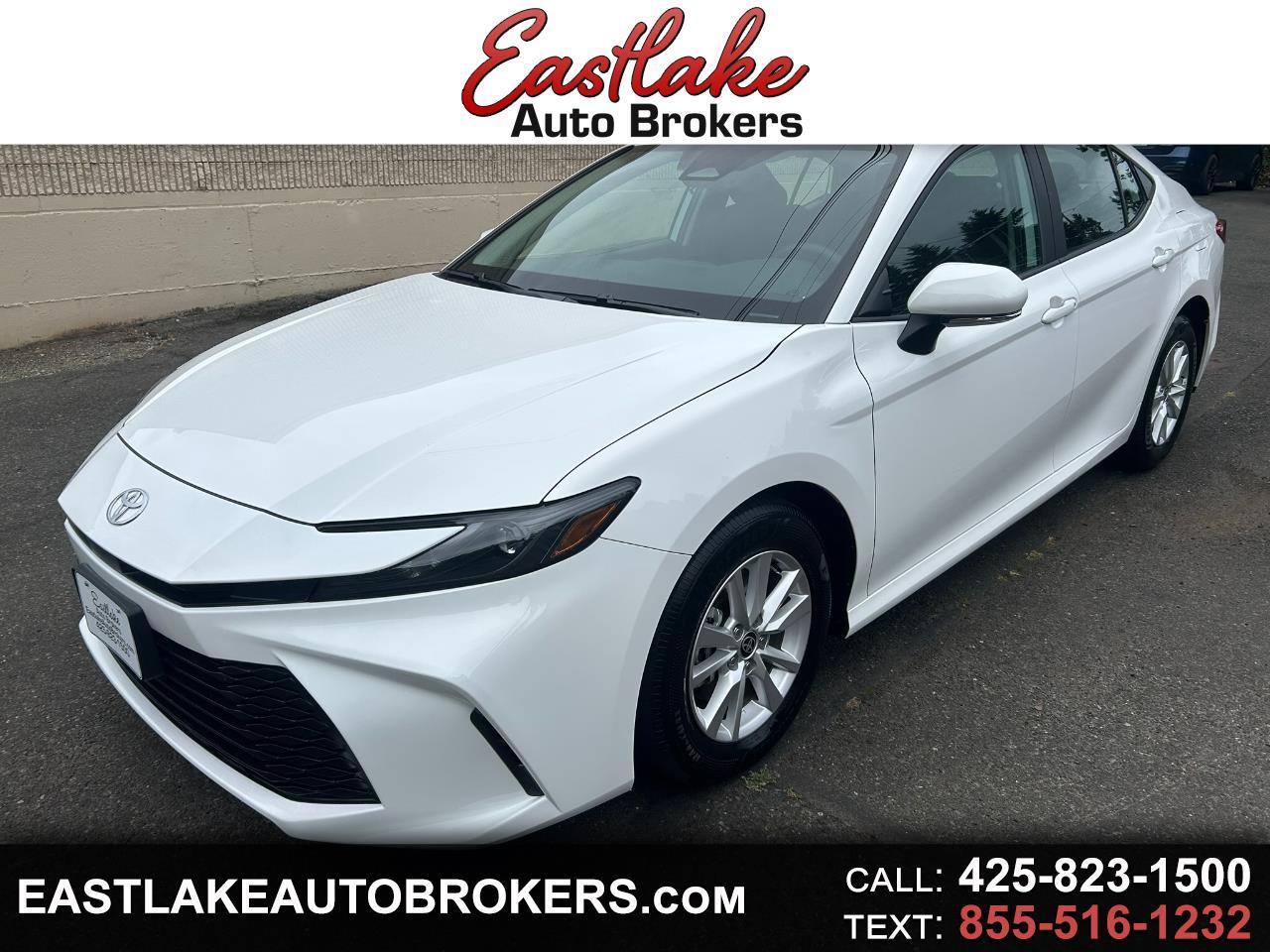 Toyota Camry Hybrid  2025
