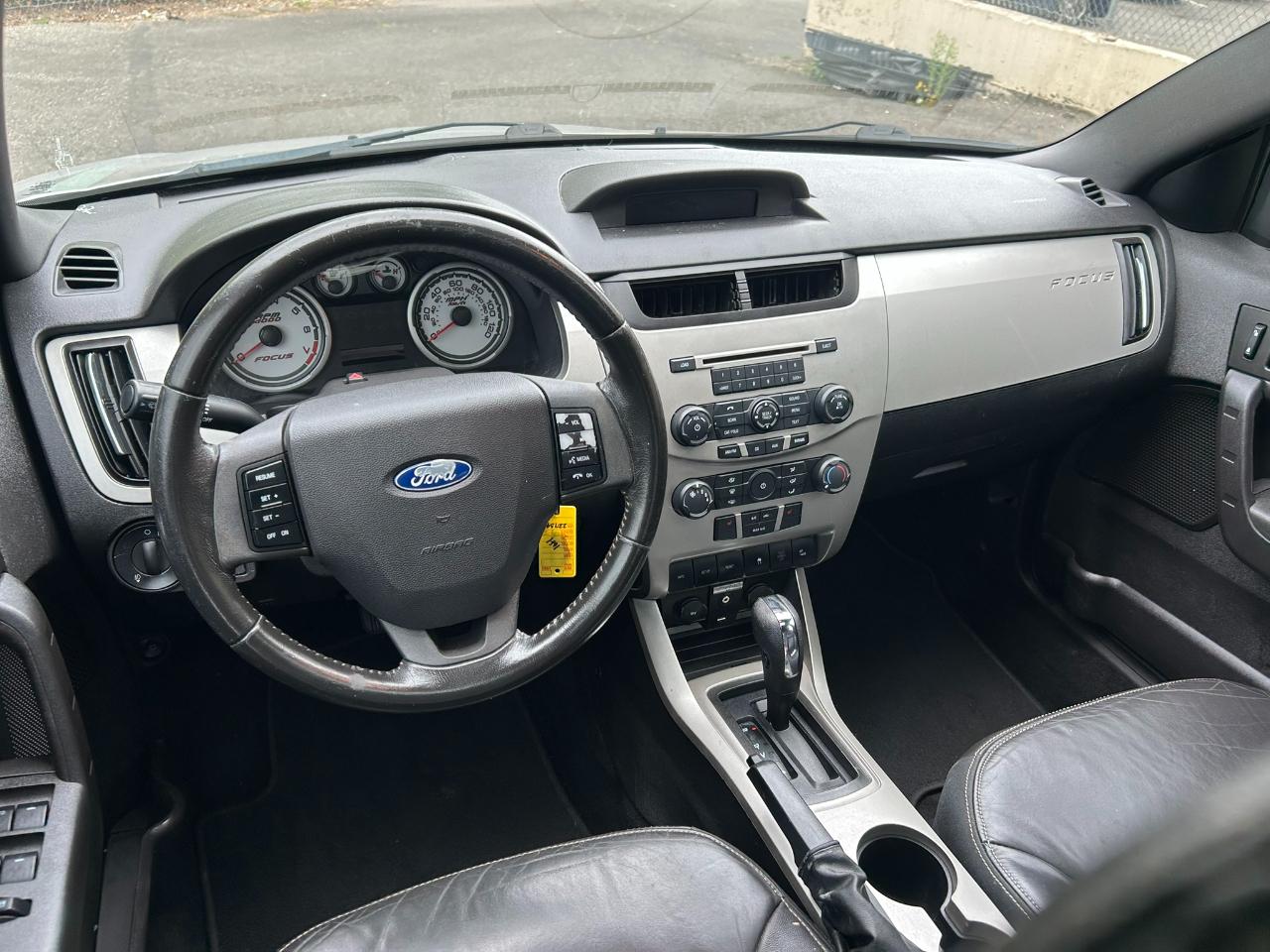 Ford Focus SEL Sedan 2009