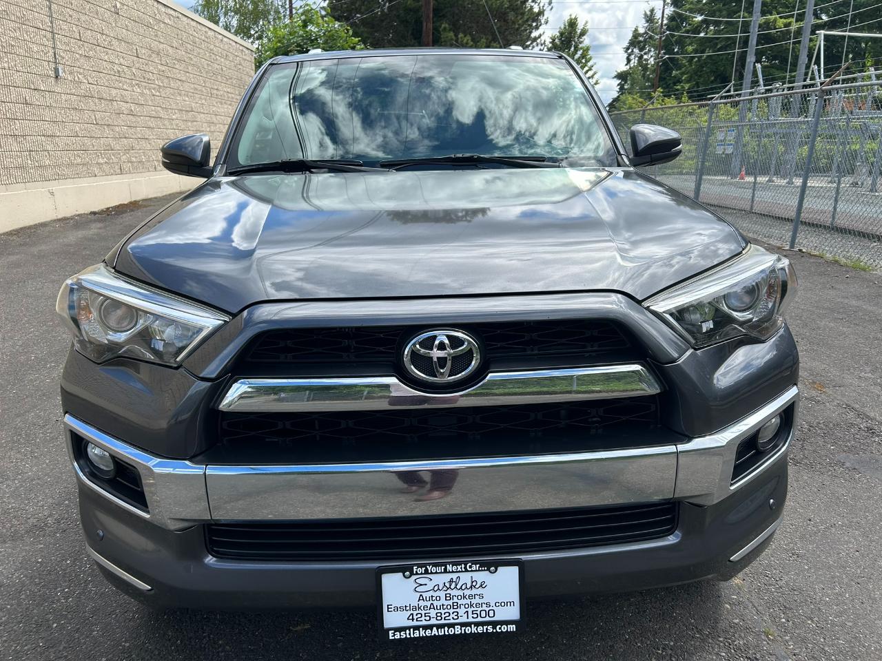 Toyota 4Runner Limited 4WD V6 2015