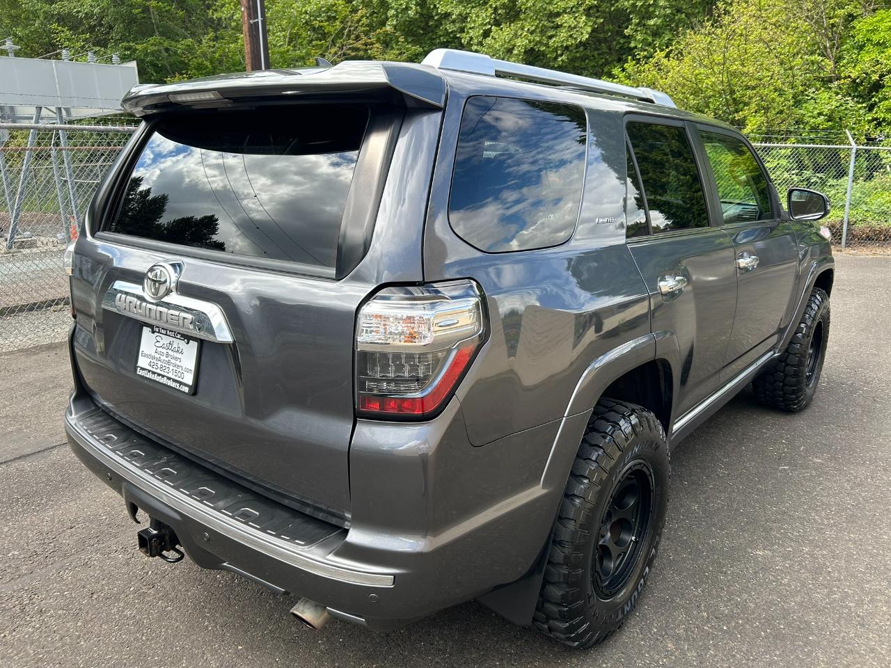 Toyota 4Runner Limited 4WD V6 2015